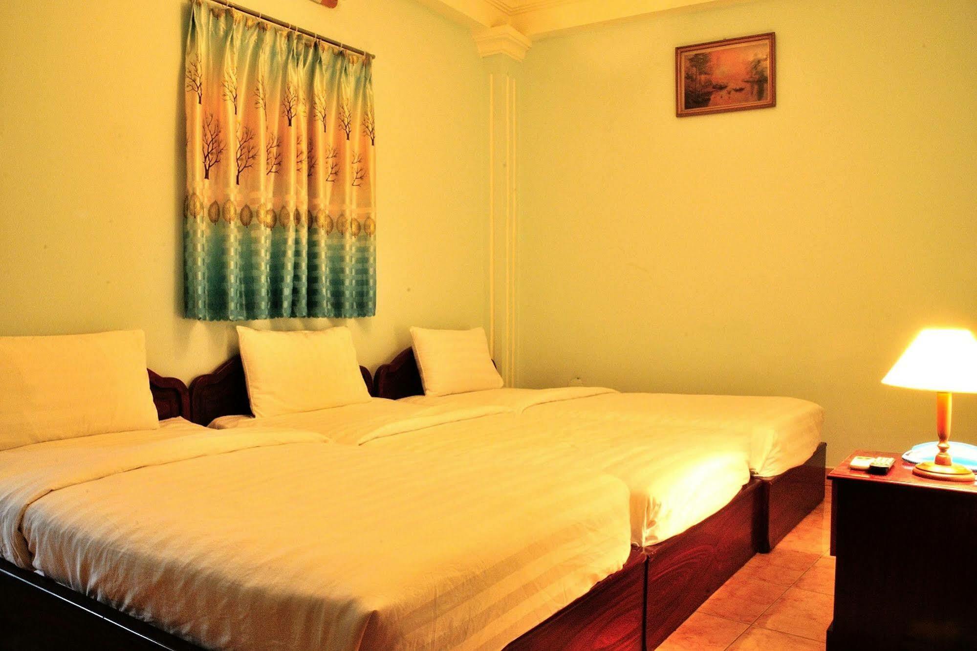 ฮา ตรัง โฮเต็ล Hotel โฮจิมินห์ซิตี้ ภายนอก รูปภาพ